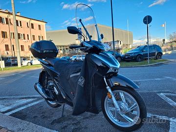 Scooter pari a nuovo