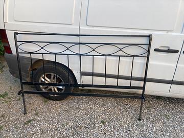 Struttura letto in ferro battuto