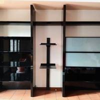 Libreria in laccato nero lucido