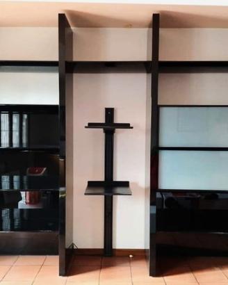 Libreria in laccato nero lucido