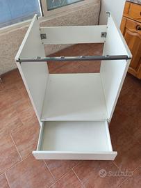 base cucina Ikea per forno e piano cottura Metod