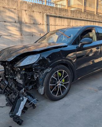 Porsche Cayenne 3.0 V6 S E-Hybrid Black Edition