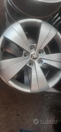 cerchi in lega da 17 per Skoda
