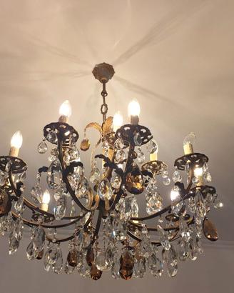 Lampadario classico in cristallo