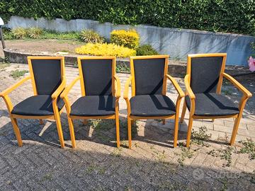 Set di 4 sedie con braccioli