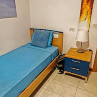 Set Cameretta: Letto singolo con doghe + Comodino