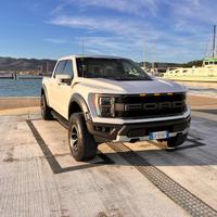 FORD F150 RAPTOR