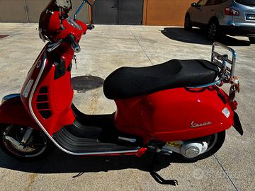 Vespa 250 gts