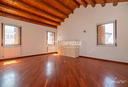 casa-indipendente-ristrutturata-con-ampio-giardino