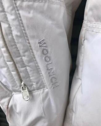 Piumino woolrich bianco corto