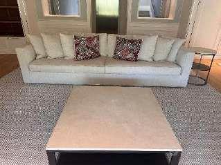 Prestigioso divano in tessuto beige 4 posti da 3 m