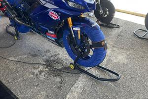 Yamaha r3