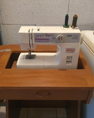 macchina da cucire PFAFF 4228