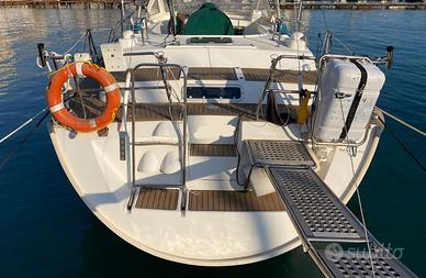 Oceanis 36 CC anno 98 pozzetto centrale