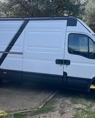 furgone camperizzato  iveco daily passo lungo