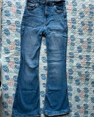 2 paia di jeans da ragazza