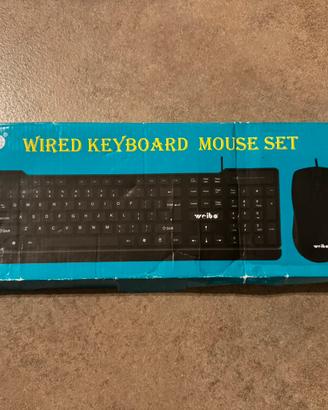 Tastiera e mouse cablati