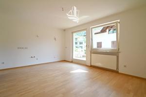 Laces: bilocale luminoso con posto auto