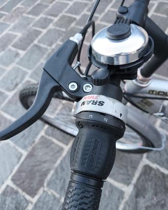 bici con cambio 7 rapporti