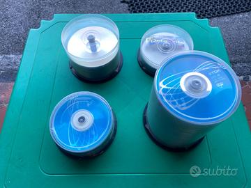 Supporti DVD circa 200 pezzi