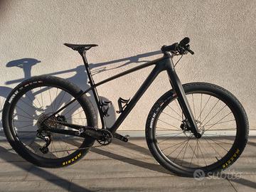 MTB 29 rigida full Carbon