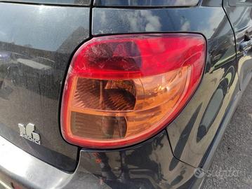 Fanale posteriore destro FIAT SEDICI del 2010