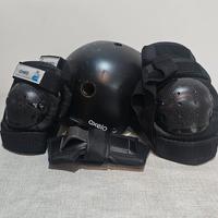 Casco+Gomitiere+Ginocchiere+Parapolso dx OXELO