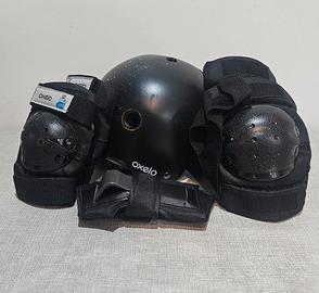 Casco+Gomitiere+Ginocchiere+Parapolso dx OXELO