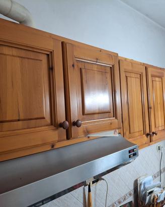 Cucina artigianale legno massello