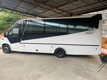 Minibus posti 22+1 Iveco Daily gemellato