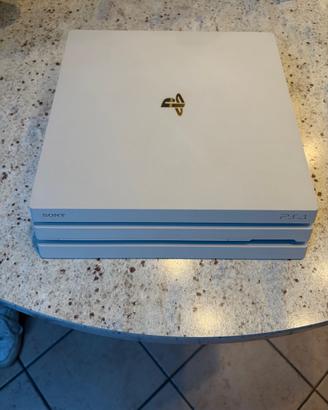 PS4 Pro - PlayStation 4 Bianca 1TB