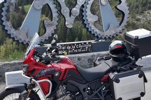 Honda crf 1000 africa twin