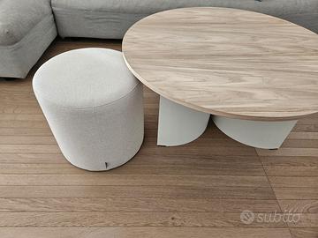 Tavolino da salotto Gavo noo.ma in Rovere + 2 Pouf