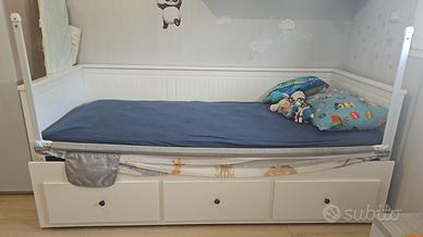 Divano/letto kea con cassetti