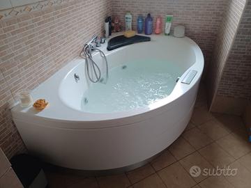 Vasca idromassaggio 