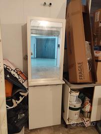 Appendiabiti con Specchiera