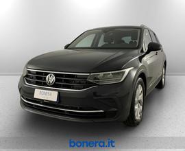 Volkswagen Tiguan 1.5 tsi act Elegance 150cv dsg