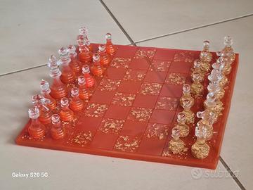Set scacchi tavola e 32 pezzi 