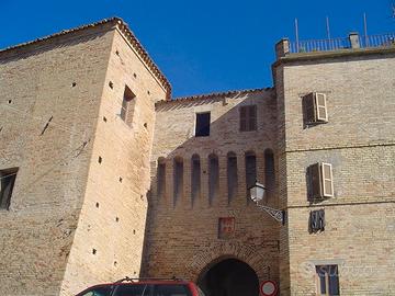 Complesso edilizio mura del centro storico