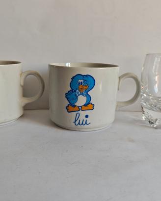 Due tazze colazione e bicchiere da cocktail