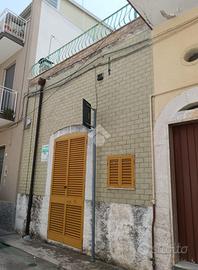CASA INDIPENDENTE A CASSANO DELLE MURGE