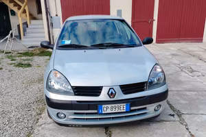 Renault Clio (42000 km) 