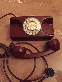 Telefoni vintage anni 70' colorati