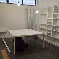 scrivania 140x140 bianca 