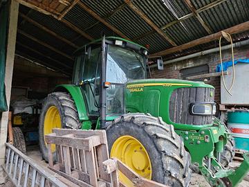 Trattore JHON DEERE 6320