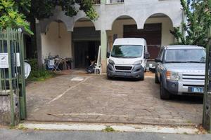 Immobile in asta di 185 m² con box auto a Castella