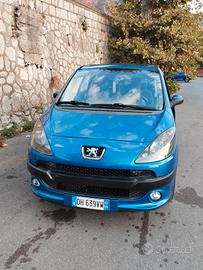 Peugeot 1007