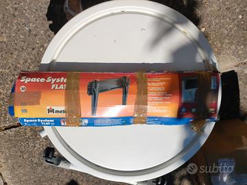 supporto a muro per tv al plasma Meliconi 