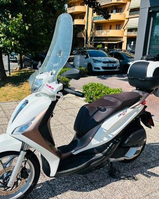 PIAGGIO Medley 150 TUTTO INCLUSO ANCHE PASSAGGIO