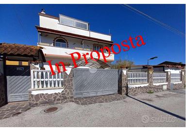 3 LOCALI A ARDEA